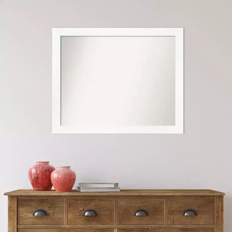 Espejo de pared estrecho blanco para gabinete, sin bisel, de 31 x 25 pulgadas - Amanti Art