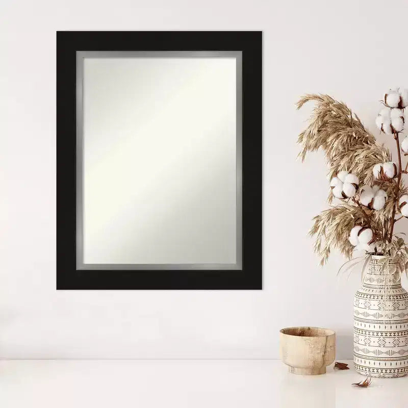 Espejo de pared Eva negro y plateado sin bisel de 24 x 30 pulgadas - Amanti Art: Decoración moderna rectangular para tocador