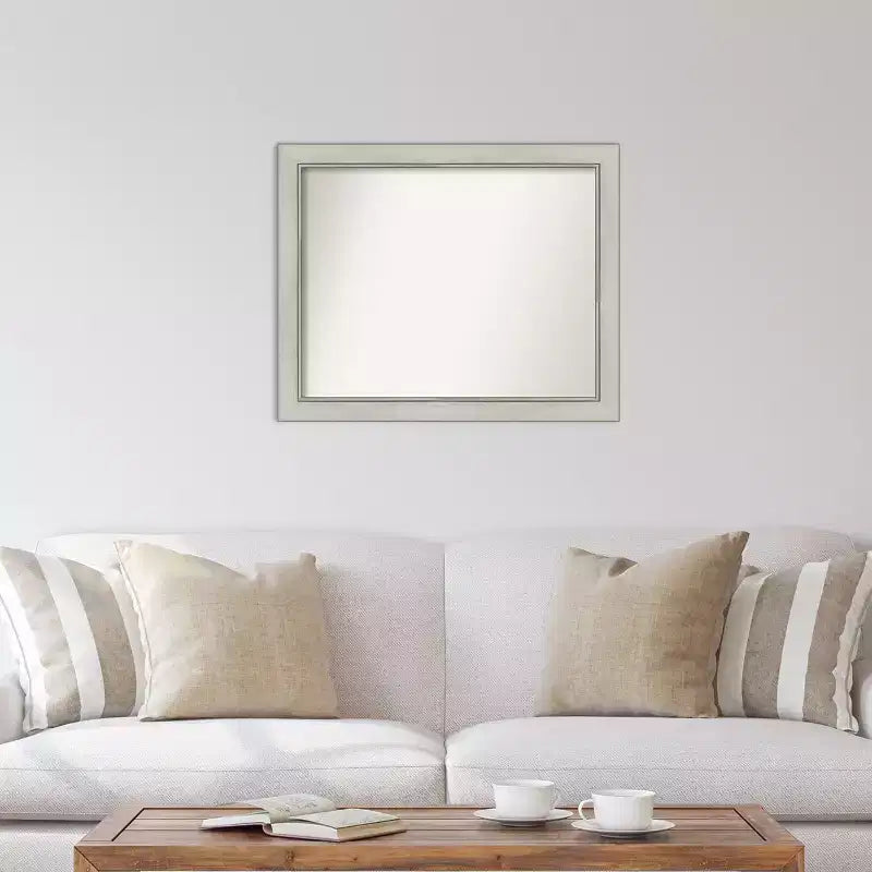 Espejo de pared Flair Silver Patina de 32" x 26": Rectangular moderno, incluye accesorios de montaje - Amanti Art