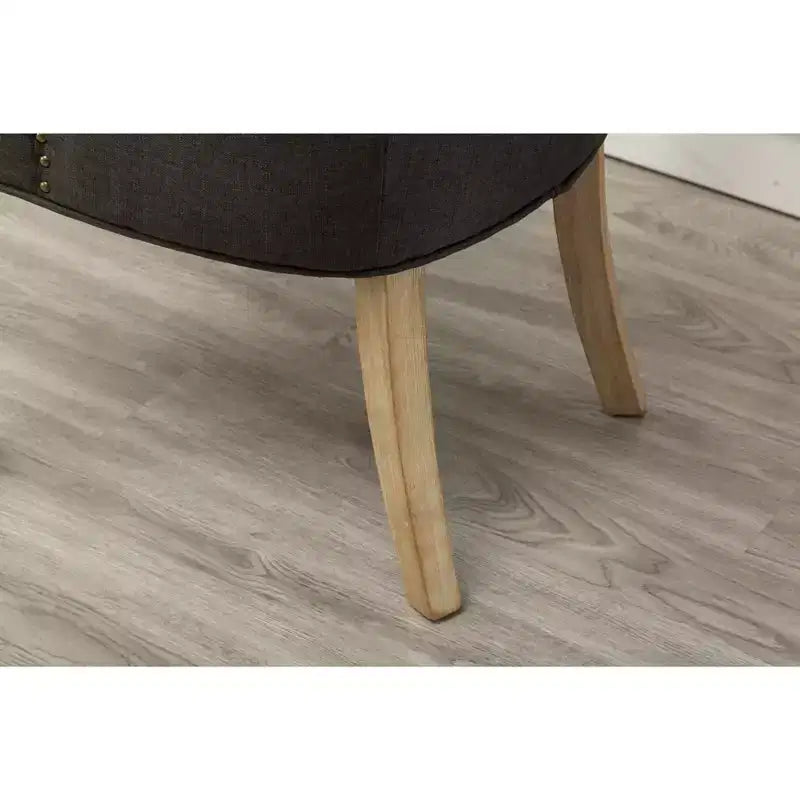 Sillas de anfitriona Roundhill Furniture con respaldo de ala, tapicería capitoné y botones, madera maciza, con clavos decorativos, color carbón, juego de 2