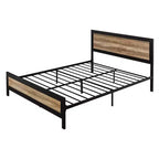 Base de Cama de Metal de Plataforma Resistente Allewie con Cabecero, Decoración Única de Tiras y Remaches