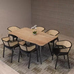 Juego de 4 sillas de comedor LeisureMod Ervilla con respaldo de mimbre y asiento de cuero con estructura de acero negro, cocina moderna de interior, comedor, asientos de mesa