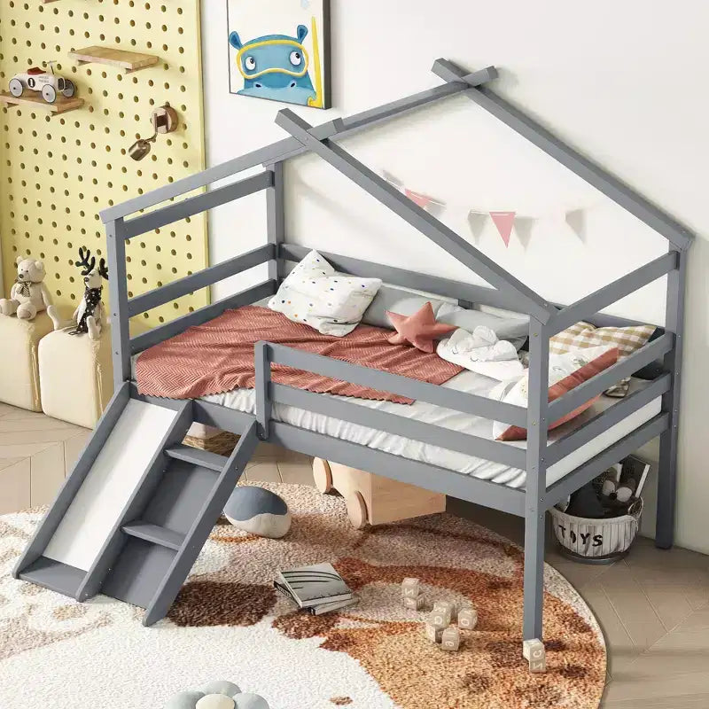 Cama alta Whisen 81.7L x 67.6W individual baja tipo casa con tobogán, escalera, barandillas de seguridad, marco de techo tipo casa