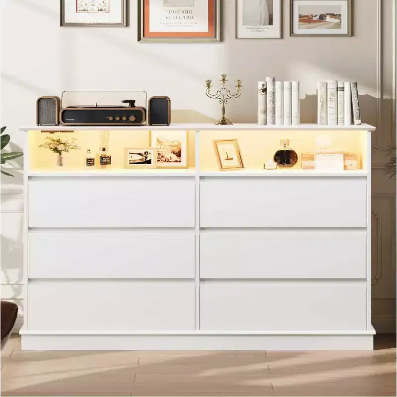 Cómoda blanca para dormitorio, cómoda de 6 cajones con luces LED y estación de carga, para sala de estar, pasillo