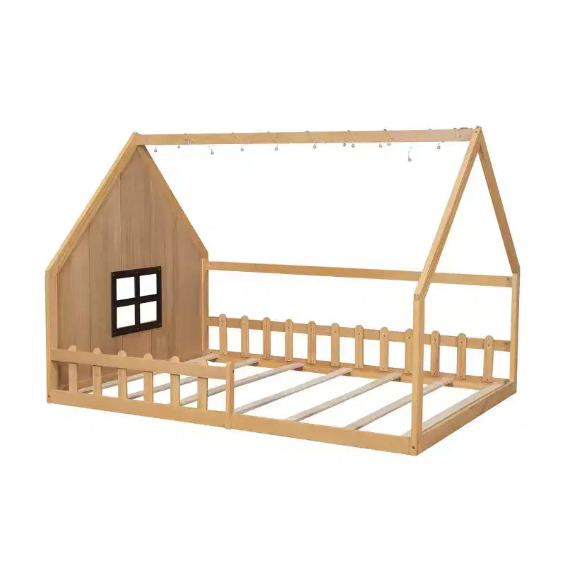 Cama de madera Whisen con forma de casa, tamaño completo, con ventana y valla