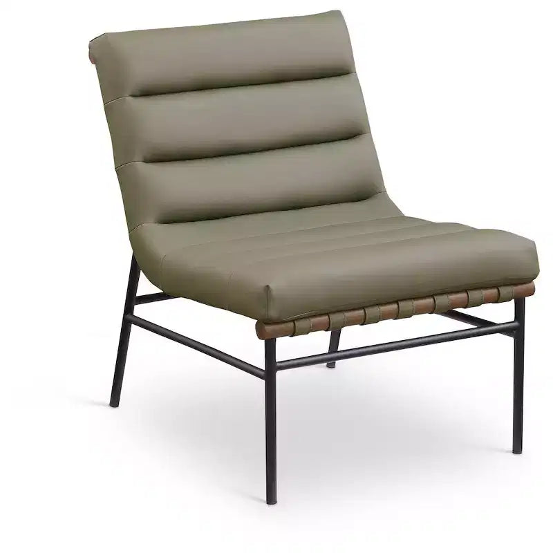 Meridian Furniture, Sillón decorativo de piel vegana Burke