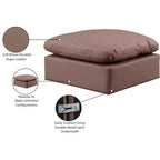 Meridian Furniture, Otomana de cuero vegano Indulge