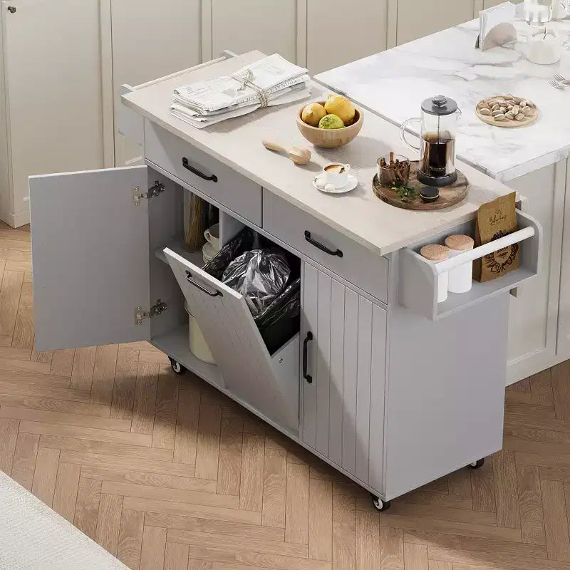 Isla de cocina con almacenamiento para bote de basura, solapa abatible, especiero, estante ajustable, carrito de cocina rodante
