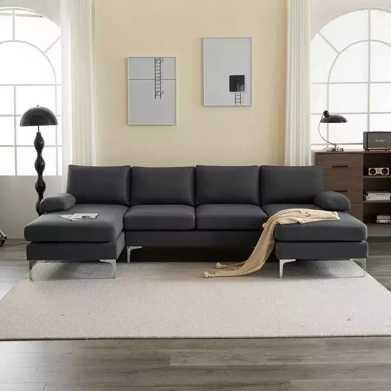 Karl Home | Seccionales en forma de U de 3 piezas de poliéster con apoyabrazos tipo "Pillow Top" de 110 pulgadas de ancho en blanco roto