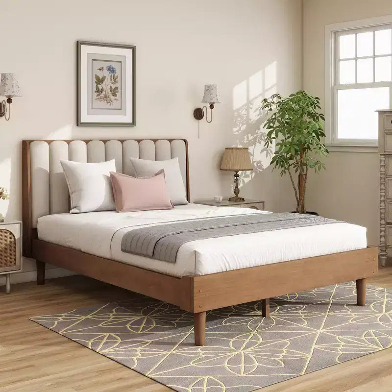 Cama Whisen Wood con cabecero tapizado y estructura reforzada