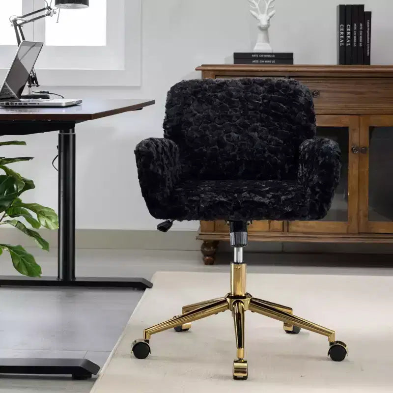 Silla de oficina Okak Velvet, silla de escritorio con base metálica dorada, silla giratoria con altura ajustable para oficina, hogar