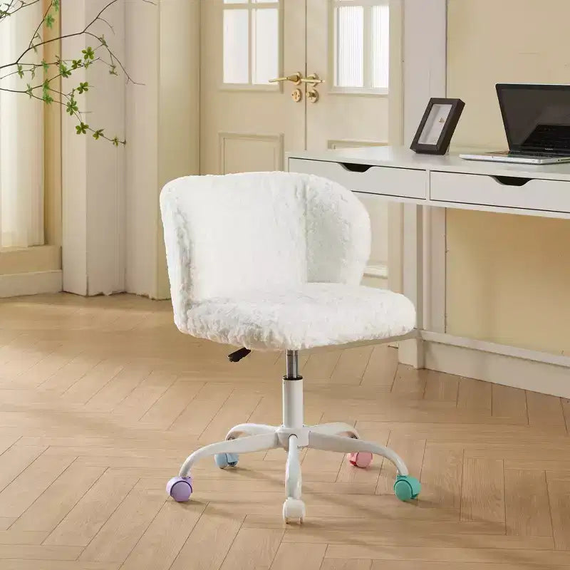 Silla de oficina Okak Velvet, silla de escritorio con base metálica dorada, silla giratoria con altura ajustable para oficina, hogar