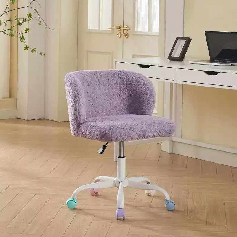 Silla de oficina Okak Velvet, silla de escritorio con base metálica dorada, silla giratoria con altura ajustable para oficina, hogar