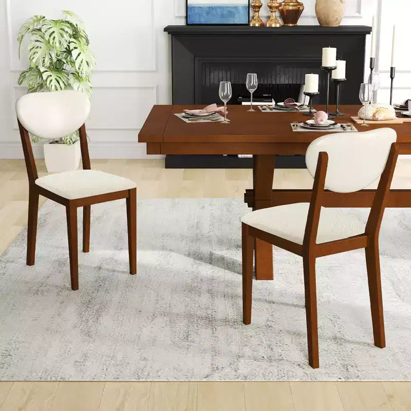 Juego de 4 sillas de comedor Costway de imitación de borreguillo con patas de madera de caucho, asiento y respaldo acolchados