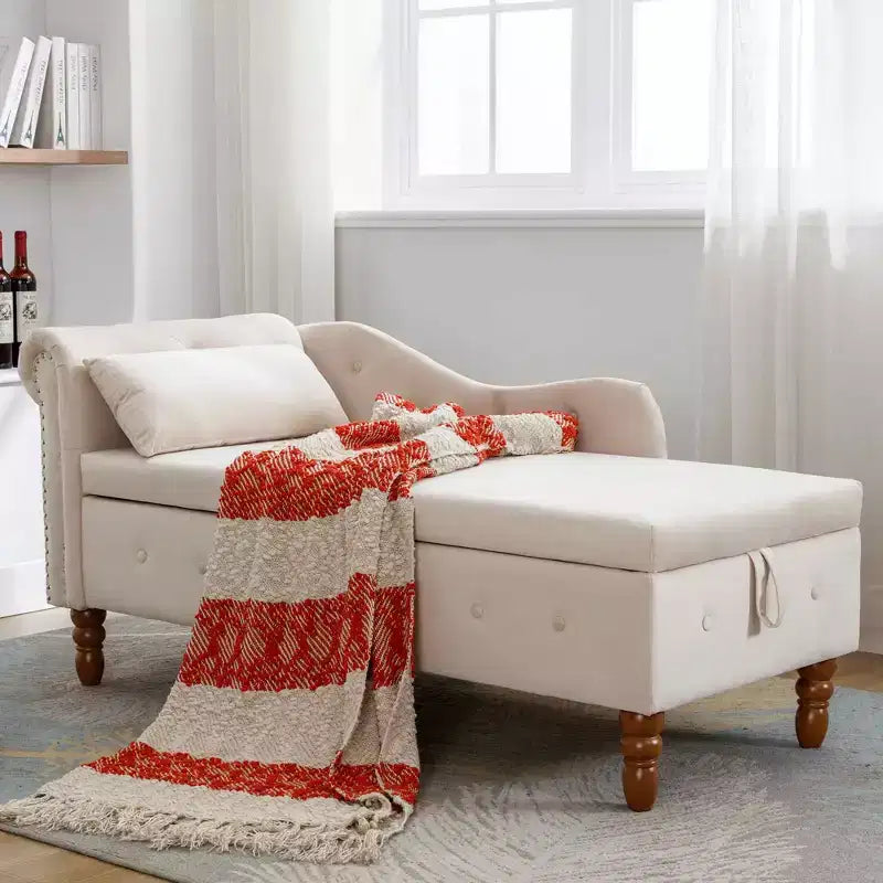 MAYEERTY Tumbona de terciopelo, almohada de almacenamiento, ribete de tachuelas, brazo enrollado, sala de estar, dormitorio, oficina, beige