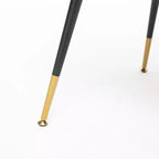 Juego de 2 sillas de comedor tapizadas en terciopelo, sillas decorativas con ribete de tachuelas y patas de metal negro con punta dorada para cocina o comedor - Panipeachy