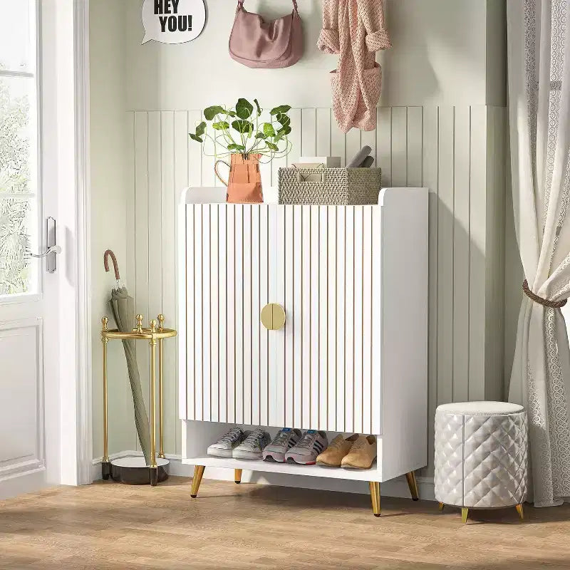 Zapatero Lantine con puertas, zapatero de 6 niveles con estantes ajustables para entrada, pasillo, armario, sala de estar, blanco y dorado