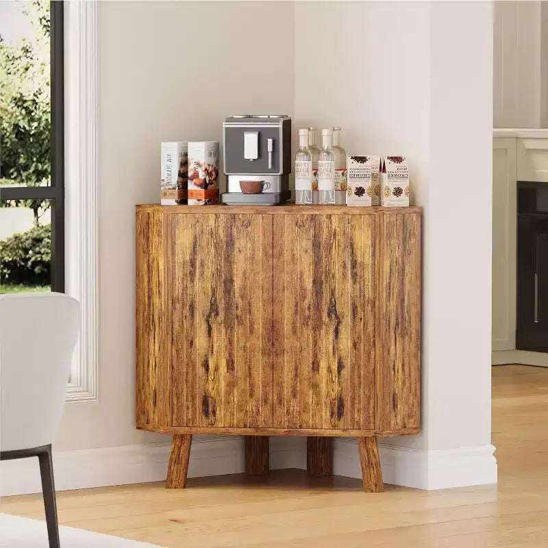 Gabinete esquinero rústico de 3 niveles con estante ajustable, mesa esquinera de madera con puertas y mesa auxiliar triangular para sala de estar y cocina