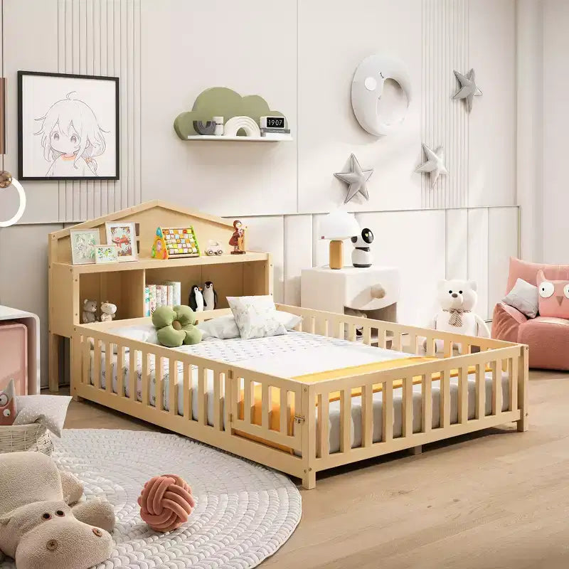 Cama de suelo Bellemave estilo Montessori con estantería y pizarra, cama de plataforma de madera maciza con barandillas y cabecero de almacenamiento para niños y adolescentes