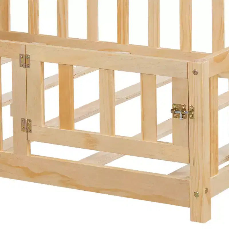 Cama de suelo Bellemave estilo Montessori con estantería y pizarra, cama de plataforma de madera maciza con barandillas y cabecero de almacenamiento para niños y adolescentes