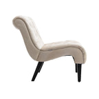 Sillón decorativo de terciopelo beige con capitoné y patas de madera