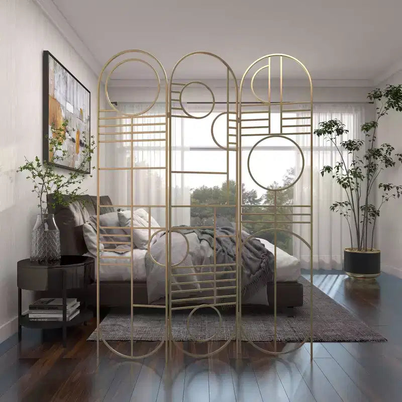Divisor de ambientes moderno de metal dorado - Olivia y May: estructura de hierro, no requiere ensamblaje, diseño de 3 paneles