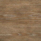 Mesa auxiliar Realyn White/Brown - Signature Design by Ashley: estilo rústico, tomas de corriente, puertos USB