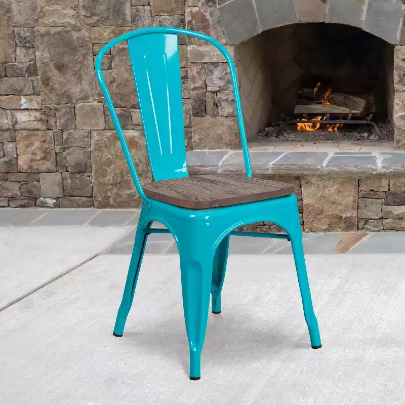 Silla apilable de metal Flash Furniture con asiento de madera