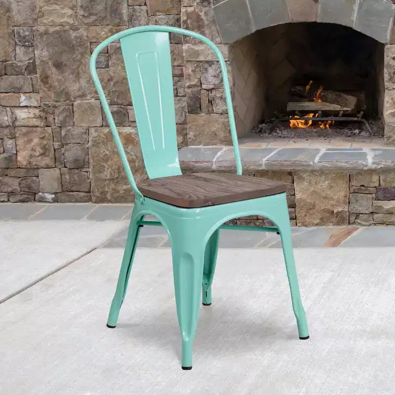 Silla apilable de metal Flash Furniture con asiento de madera