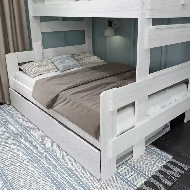 Cama litera doble sobre matrimonial estilo casa de campo Max & Lily con nido