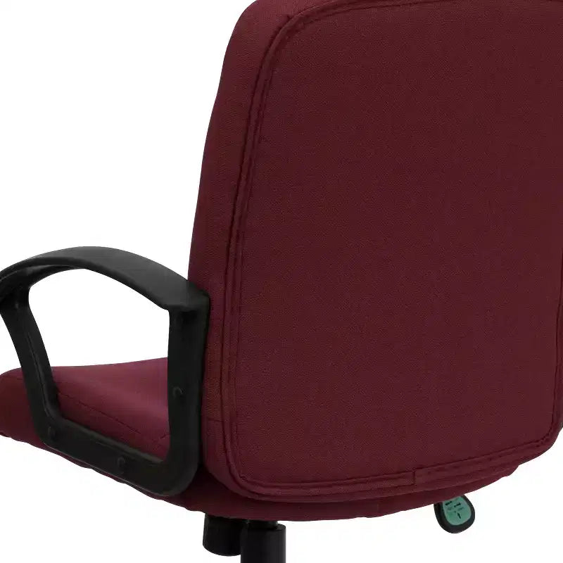 Silla de oficina ejecutiva giratoria de tela de respaldo medio Emma y Oliver con brazos de nylon