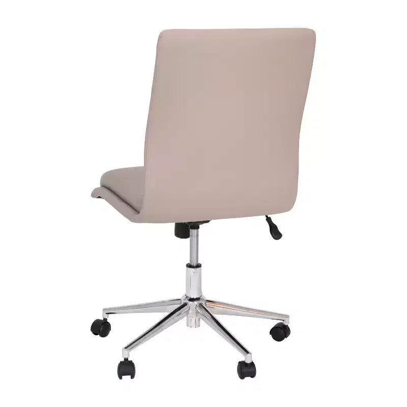 Silla de oficina moderna de piel sintética tapizada Emma y Oliver de respaldo medio con base de 5 radios y ajuste neumático de altura del asiento