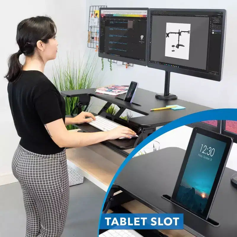 Mount-It! Conversor de escritorio de pie ajustable en altura con soporte doble para monitor adicional incluido - Estación de trabajo ancha de 36 pulgadas para sentarse y levantarse con elevador de resorte de gas