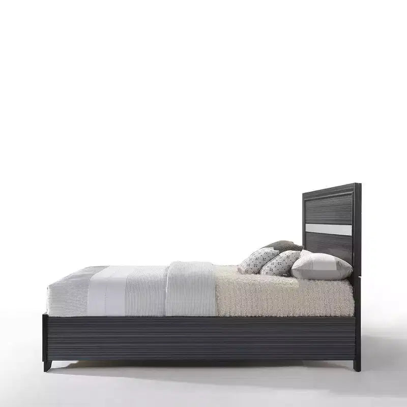 Cama Naima de Acme Furniture