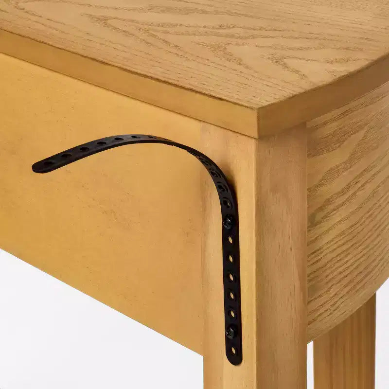 Mesa Consola Harriett de Madera Natural - Threshold diseñada con Studio McGee