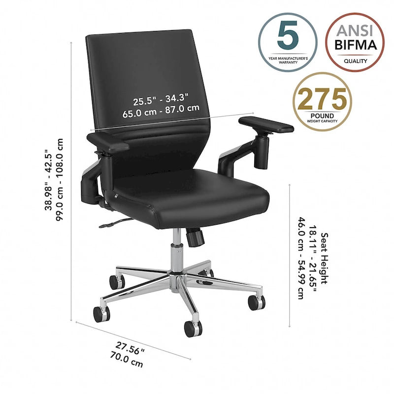 Sillón de oficina de piel sintética con respaldo medio, altura y reposabrazos ajustables