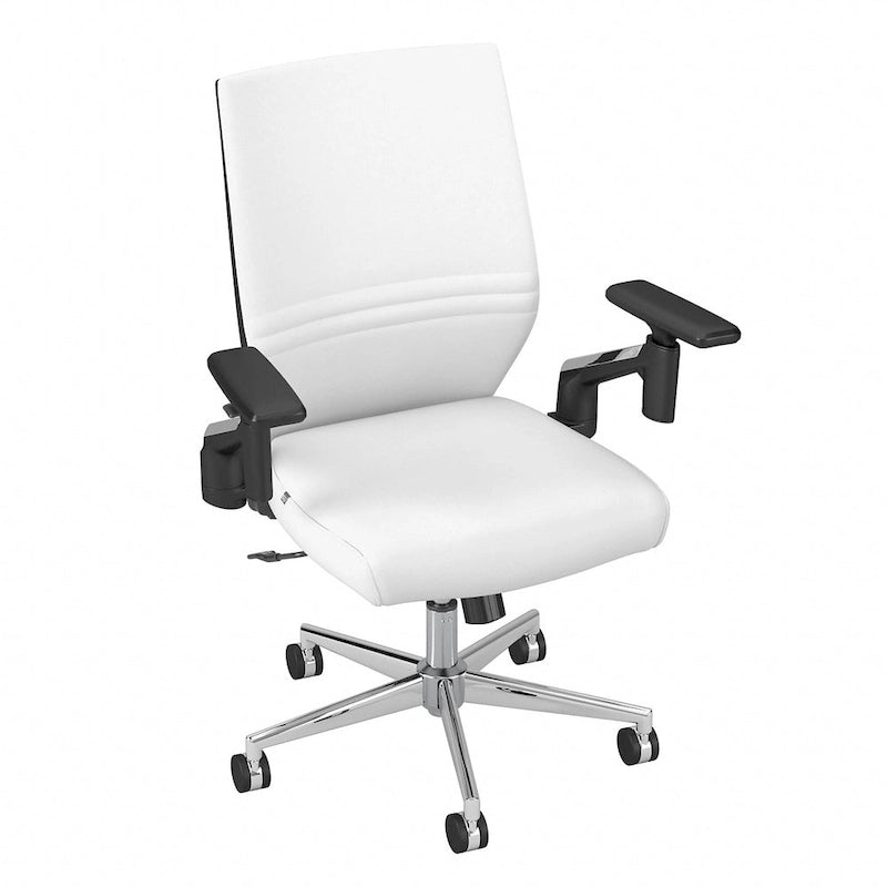 Sillón de oficina de piel sintética con respaldo medio, altura y reposabrazos ajustables